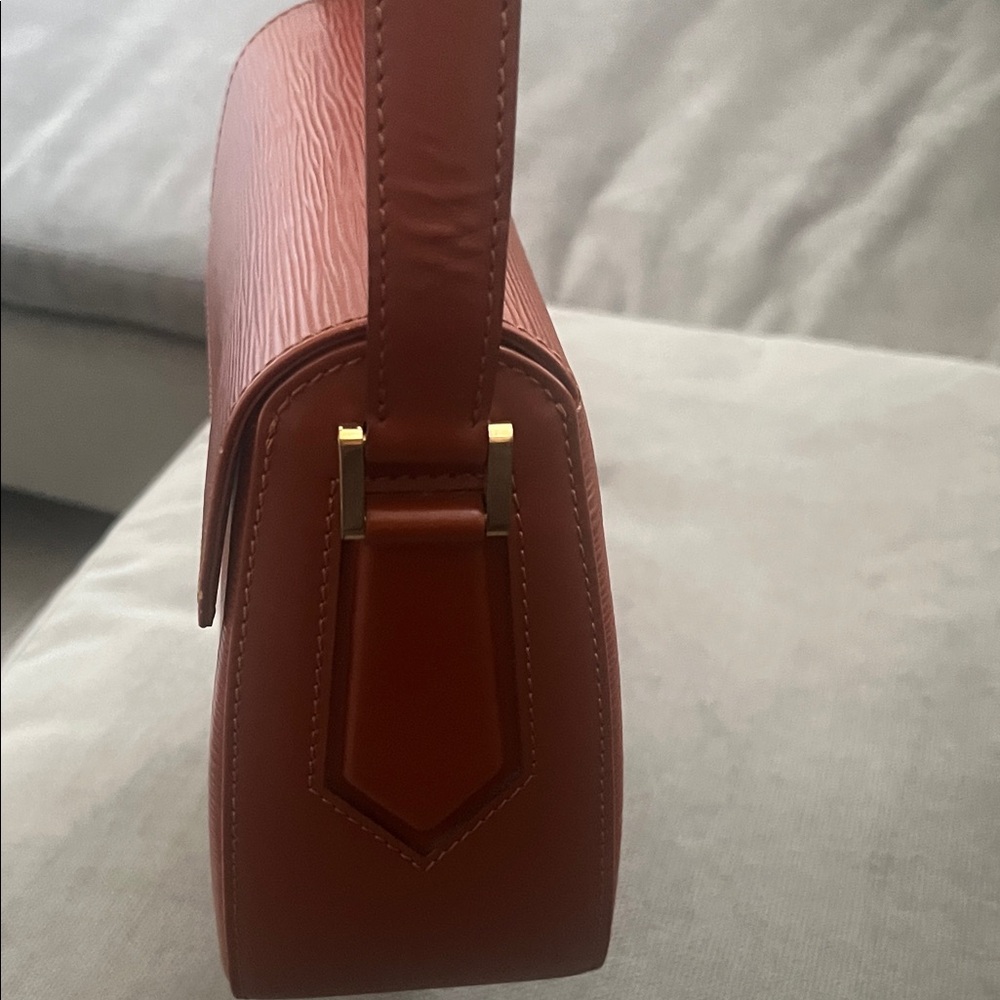 LV Epi Leather Brown Shoulder Bag - Picture 5 of 12